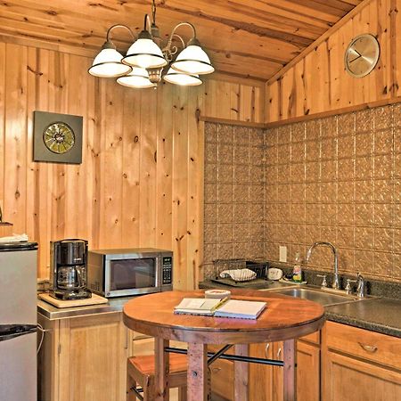 The Boat House Creekside Getaway In Hot Springs!公寓 外观 照片